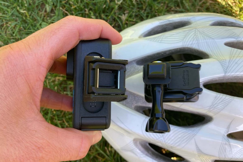 Halterung Pinclip Action Cam Mount von Fidlock am Helm
