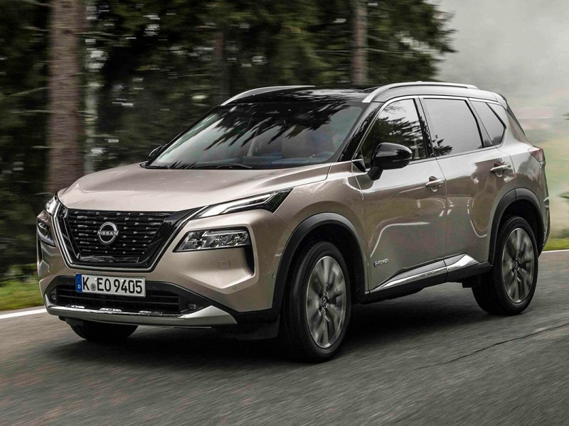 Der Nissan X-Trail auf der Straße