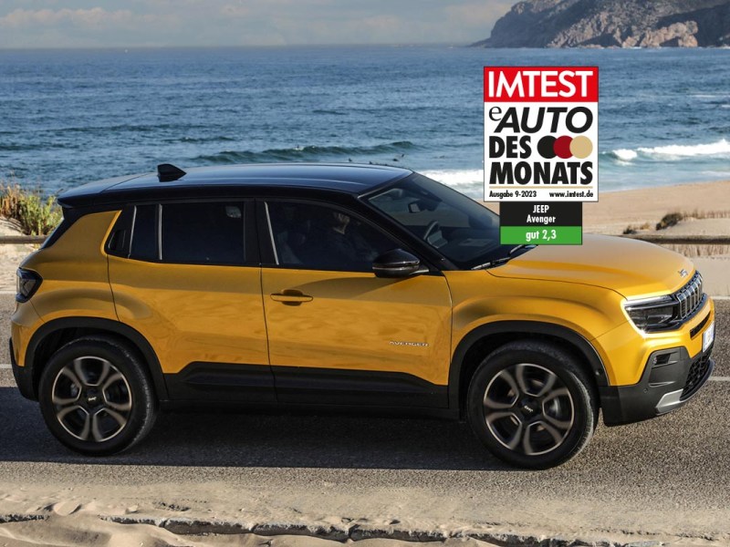 Der Jeep Avenger 1st Edition am Strand