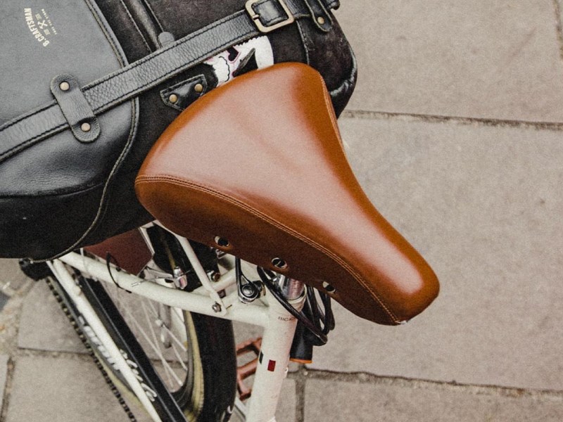 Mehr Komfort auf dem E-Bike: Lenker & Sattel selbst tauschen